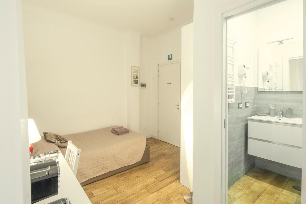 רומא Garden House - Luxury Guest House - Overnight Stay Only מראה חיצוני תמונה